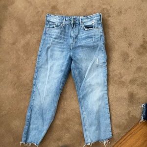 Straight leg cropped jeans